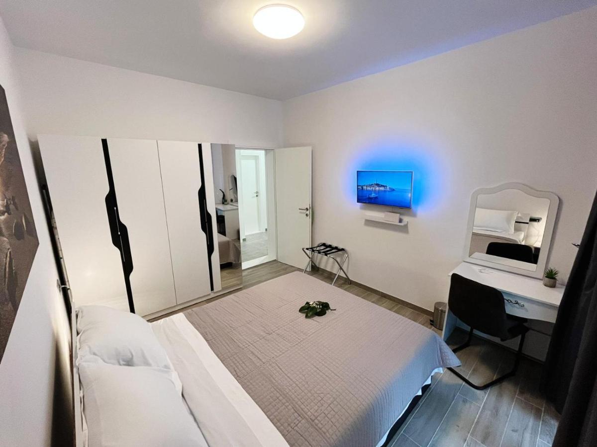 Apartments T&T Trogir Exteriör bild
