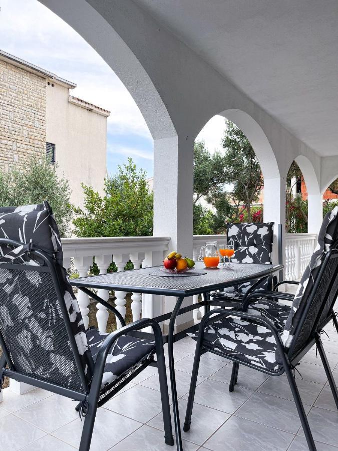 Apartments T&T Trogir Exteriör bild