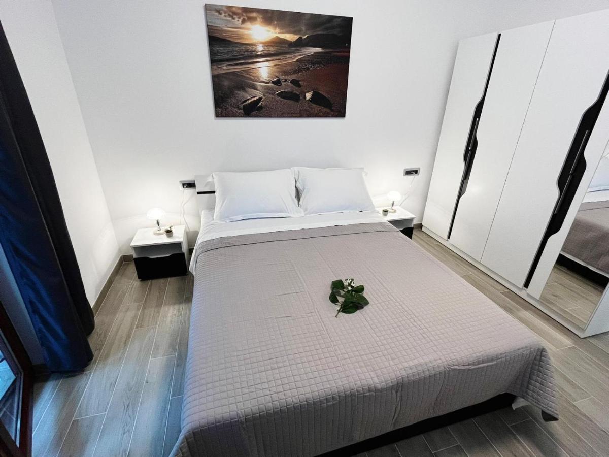 Apartments T&T Trogir Exteriör bild